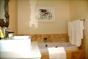 Highlands House Hotell Harare Exteriör bild